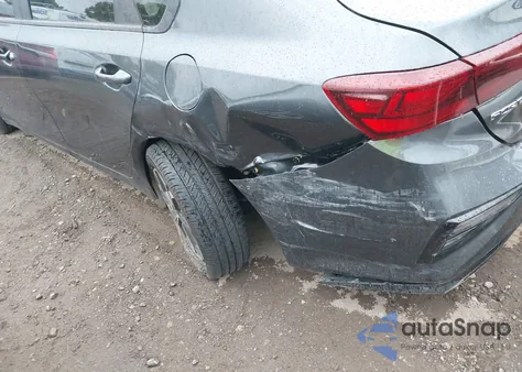 2021 Kia Forte Lxs from USA, damaged, VIN 3KPF24AD4ME411475